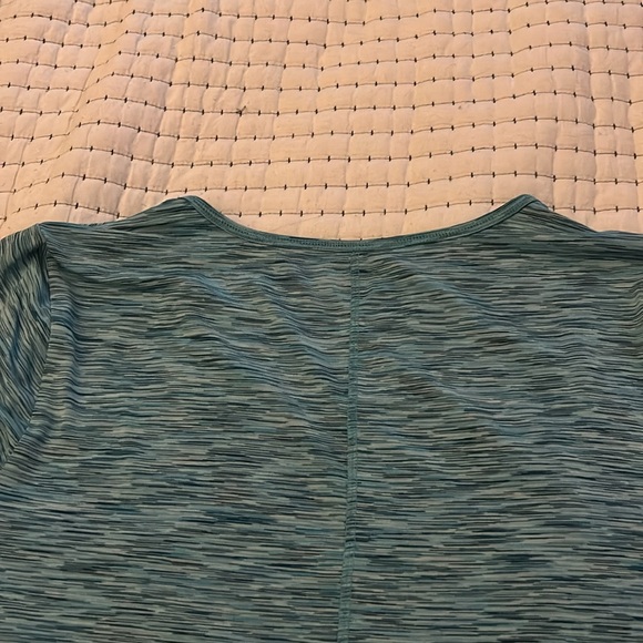 LIVI Short Sleeve Recycled LIVI Soft Tunic - Picture 8 of 10